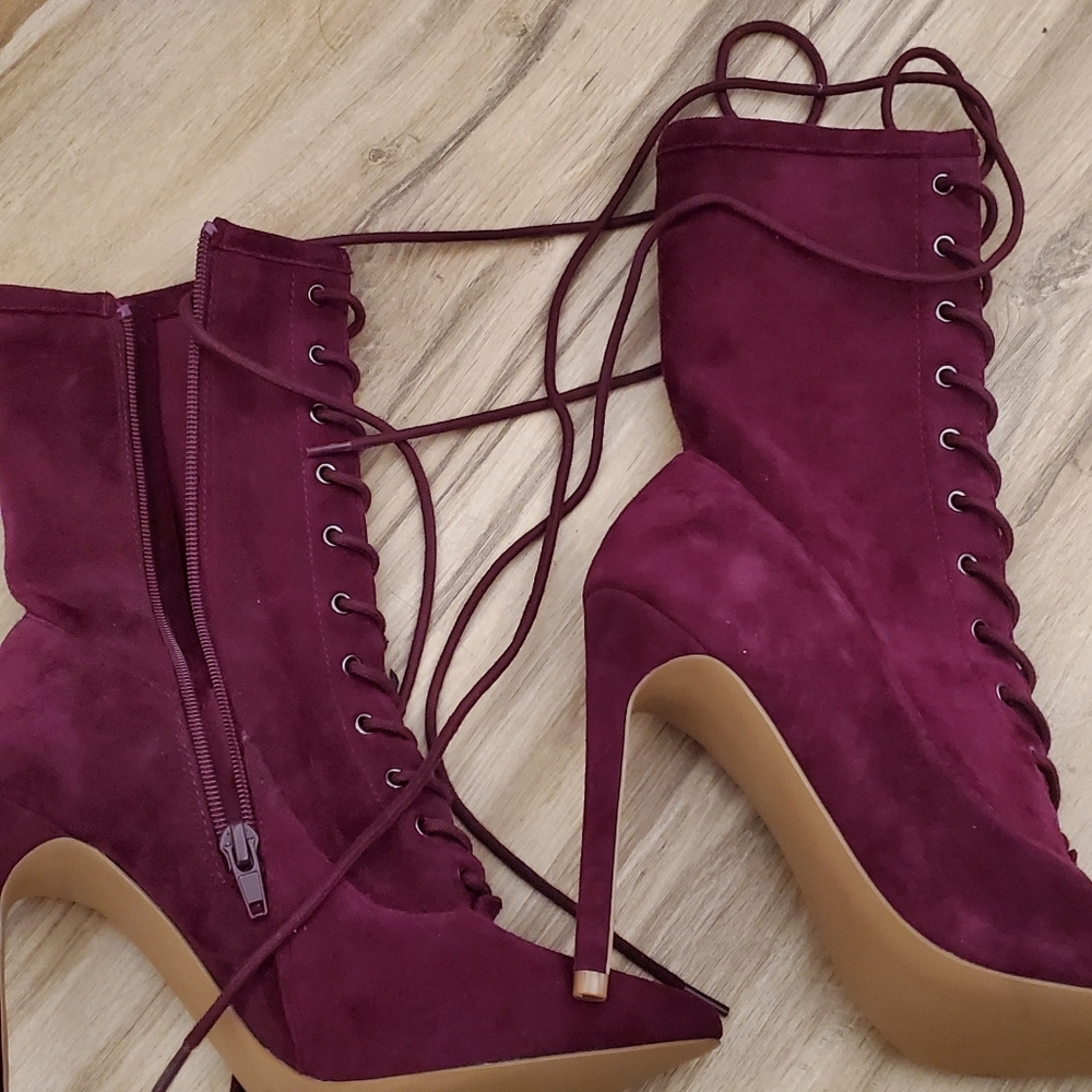 Steve madden lace up booties